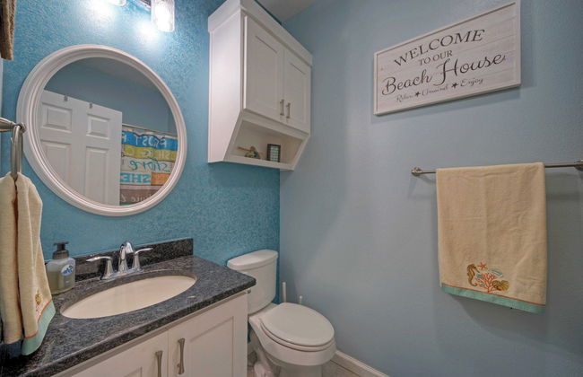 Waterfront, Shared Boat Dock & Pool w/ Views Ariels Grotto by Avantstay - Foto 28