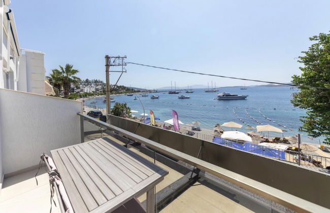 Seafront Flat With Excellent Sea View in Bodrum - Foto 12