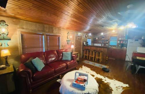 8th St. Cowboy Haus I Biker Friendly I River - Foto 12