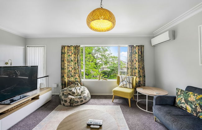 Inner City Retreat - WiFi - Netflix - Photo 24