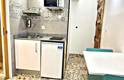 Estudio nuevo! Al lado del metro L1 L4 L5 - Foto 3