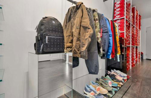 Charming Stay in Louisville's Vibrant Highlands - Foto 48