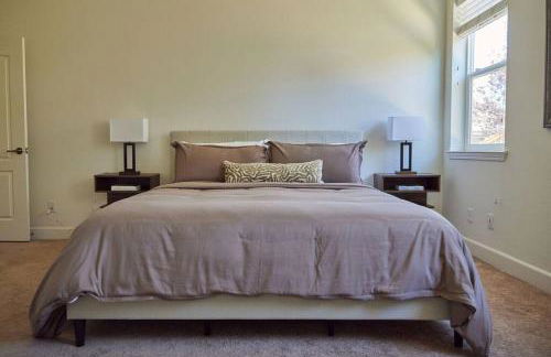 NEW Upscale House, Tahoe 30-min w/ Cal King - Foto 79