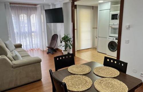 Piso acogedor y céntrico - Foto 1