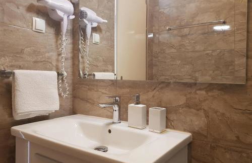 Holiday House Rosalia With Seaview And Swimming Pool - Photo 26