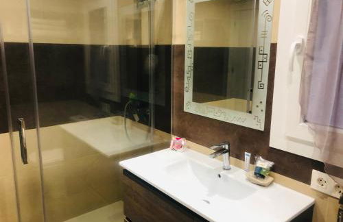 Enjoy Valencia - Photo 20