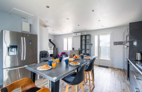 GuestHouse La Costière - logements indépendants - espace piscine jacuzzi - Foto 11