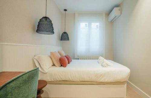 Modern apartment-2Bedrooms 1Bath-Cuatro Caminos - Photo 13