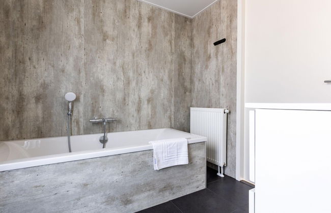 Apartment in Eindhoven Near City Center - Photo 13