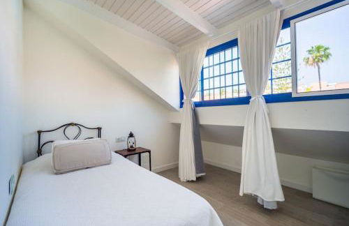 FABULOUS BUNGALOW , WIFI, SWIMMING POOL AND BEACH - Foto 23