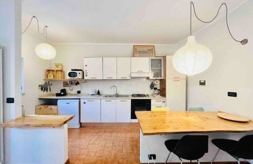 Bright Finalborgo Apartment - Foto 5