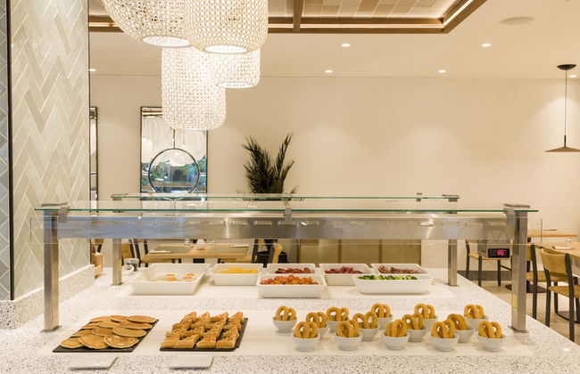 Hotel ILUNION Menorca - Photo 41