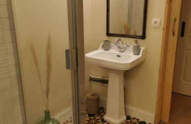 GÎTE AZKENDANTZA capacité 2 à 4 PERS ou 5 à 6 PERS supplément CARAVANE INSOLITE - Foto 30