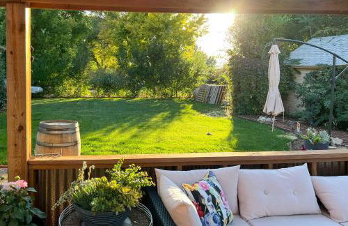 Lovely Montrose Home with Yard Walk to Dtwn and Park! - Foto 27