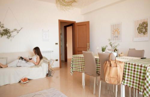 Panoramic Sea View Apartment in Gioiosa Marea, Olive by Ideal Sicily - Foto 2