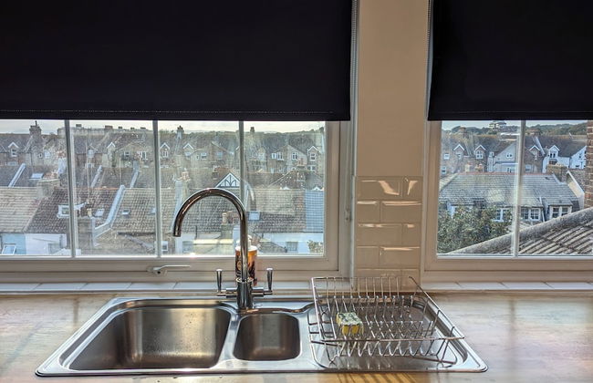 Stylish Studio, Central Bexhill, Home Comforts - Photo 31