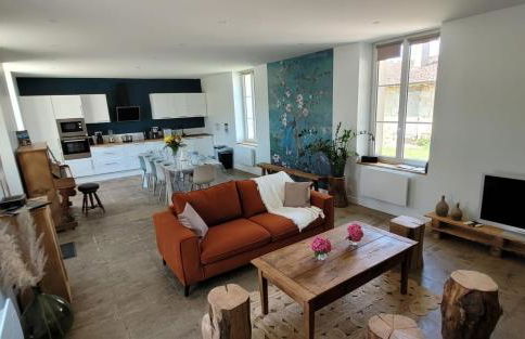 Domaine Les Chauveaux, 3 gites, 26 personnes, 1 salle - Foto 11