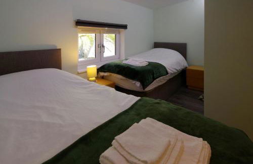 Fun holiday lodges in historic walled garden near Falkirk, Heart of Scotland Holidays - Foto 50