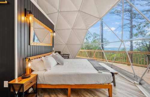 Cozy Chalet & Luxe Domes Retreat w Stunning Views - Foto 29