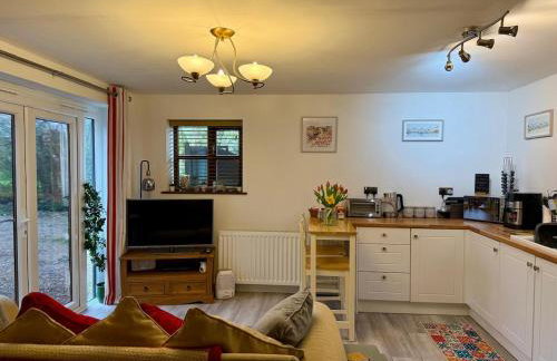 St Catherines, Winterborne Lodge - Photo 34