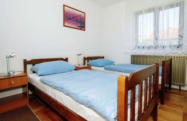 Cottage in Lovinac Near Paklenica Park - Foto 5