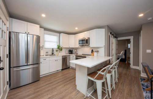 Brand New 2 bedroom close to OC Beach & Downtown - Photo 2