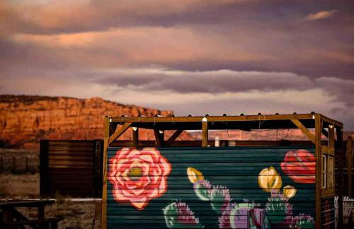 Idyllic Tiny Cabin Lovely for a Romantic Escape in Arizona - Foto 19