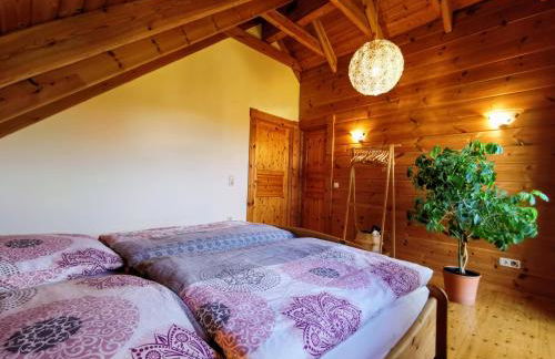 Gemütliches Blockhaus am Wald mit großem Garten - Foto 9