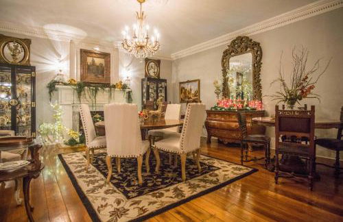 Historic Cedar Hill Mansion on Large Farm with Pool! - Foto 11