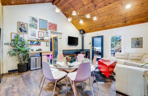 Artsy Retreat - Woodstove Grill and Patio - Foto 7