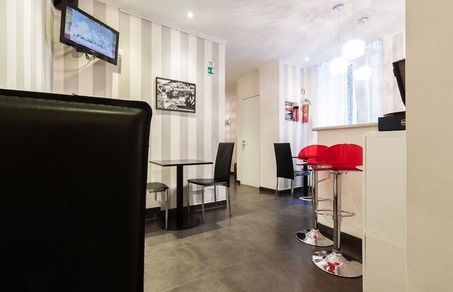 Deko Rome - Photo 12