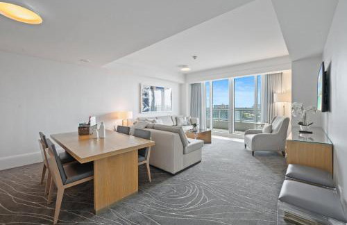 Beachfront Ritz-Carlton Luxury 1BR Residence - Foto 1