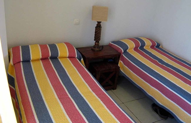 VenAVera H22D - Penthouse 2 Bedrooms/1Bath Beachfront WIFI - Photo 4