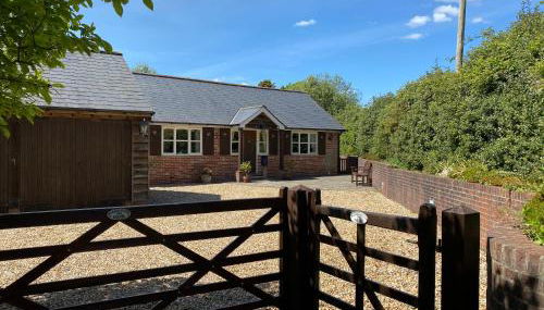 Oak Tree Cottage, Charming, Rural New Forest Home - Foto 3