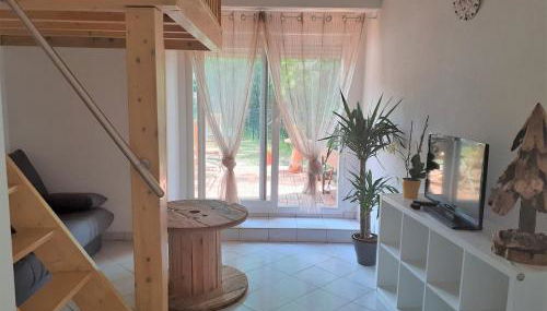 Appartement rez de chaussée avec terrasse et jardin à Tence - Foto 2