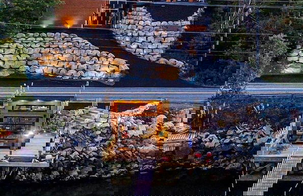 Lux Exec Home HFX Waterfront Pool Hot Tub - Photo 28