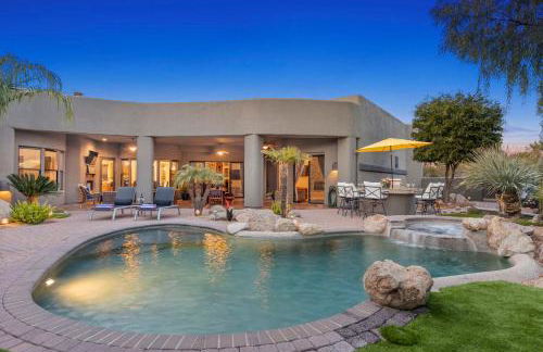 The Debonair Derby by PaseoHomesAZ with Heated Pool - Foto 1