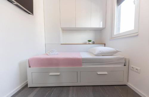 New Studio for 2, Free Private Garage Spot, Wi-Fi, 200 m from Mall of Split - Foto 9