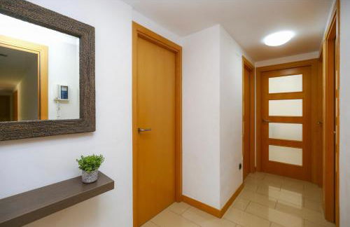 SOLIMAR 10 SALOU Solo FAMILIAS con Parking y piscina - Foto 17