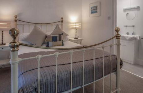 Calebs Cottage- Solva harbour - Photo 58