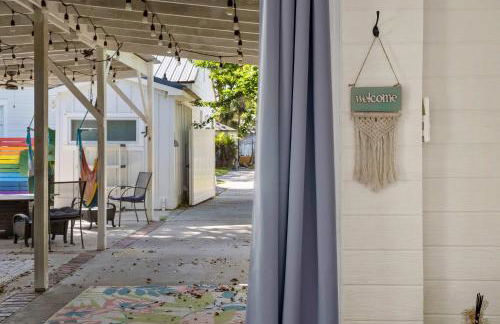 Tiny Home w MIL suite - 3 MI to DT - Foto 79