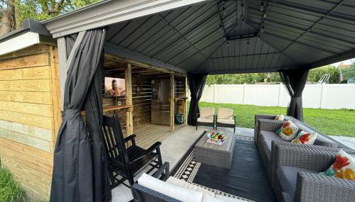 Ground-level bed bath house1mi to the beach sleep8 - Foto 3