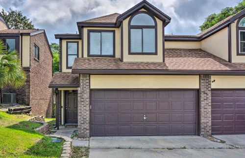 Updated Townhome with Deck about 12 Mi to Beaches! - Foto 3