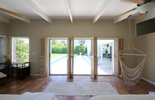 3BD Tropical Luxe Stay with Pool, Gameroom and Grill - Foto 44