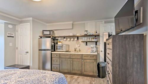 Couples Retreat with Lake and Mtn Views, Fire Pit - Foto 4