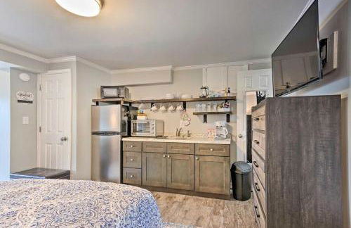 Couples Retreat with Lake and Mtn Views, Fire Pit - Foto 4