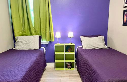 The Billiard close to downtown with fenced yard - Foto 16