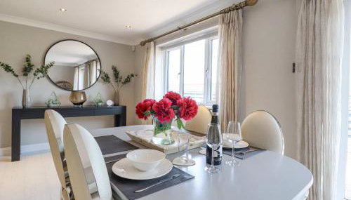 Closefield - Photo 5