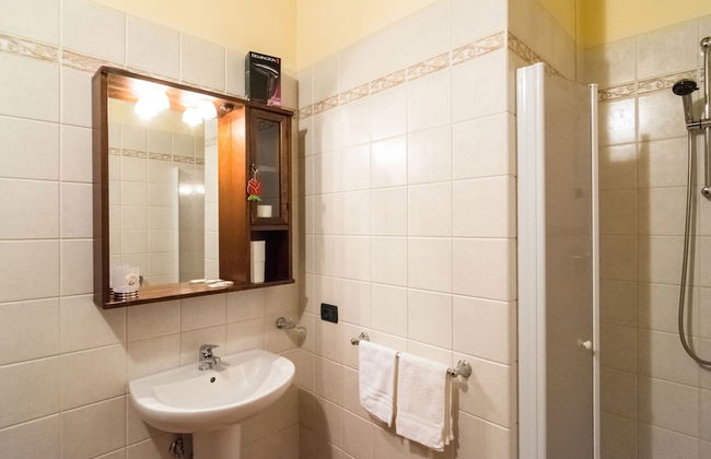 Secluded Mansion in Perugia with Hot Tub - Photo 6