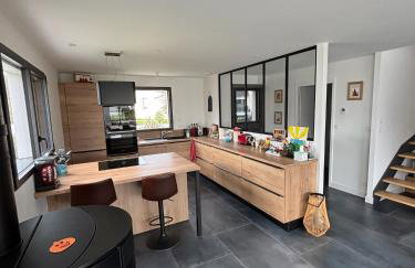 Plages et golf à pieds ! Maison moderne avec jardin et grande terrasse - Photo 6